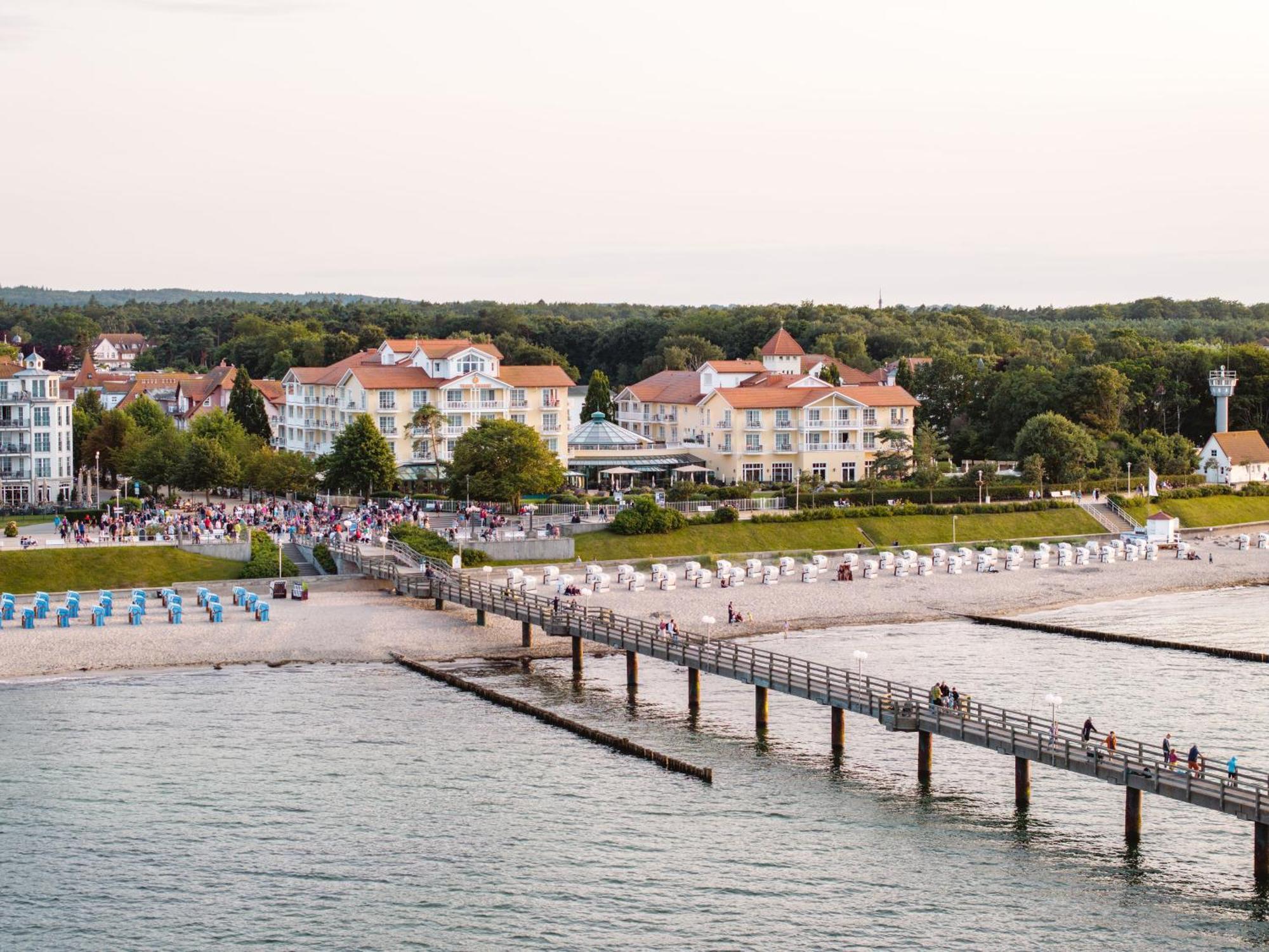 A-Rosa Ostseehotel Kuhlungsborn Bagian luar foto