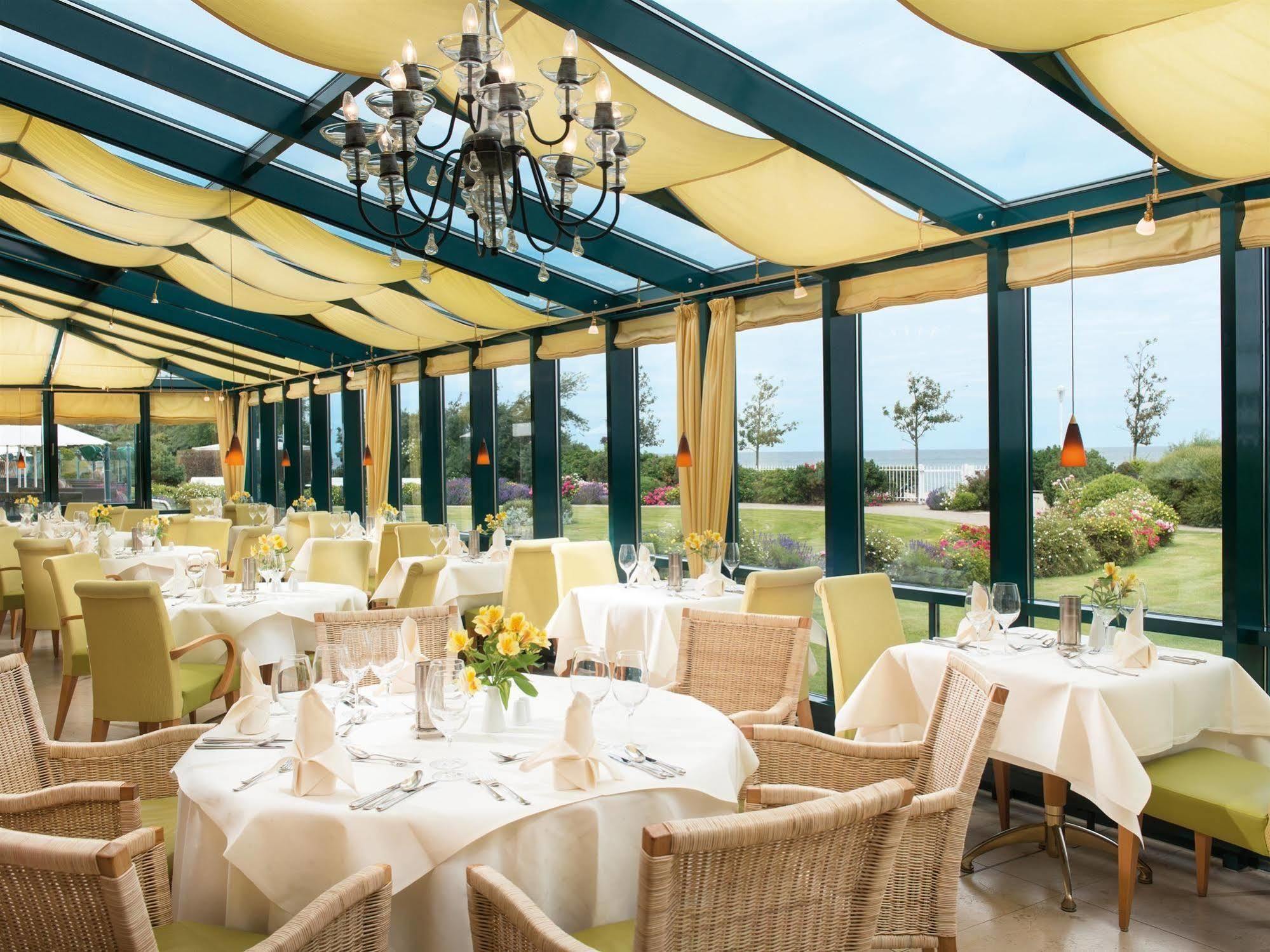 A-Rosa Ostseehotel Kuhlungsborn Bagian luar foto