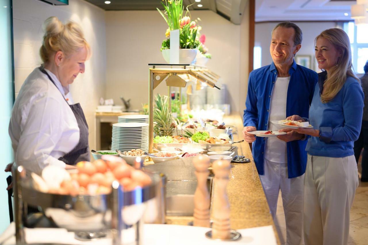 A-Rosa Ostseehotel Kuhlungsborn Bagian luar foto